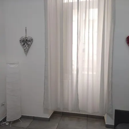 Apartment Na' Stanza In Piazza Neapel