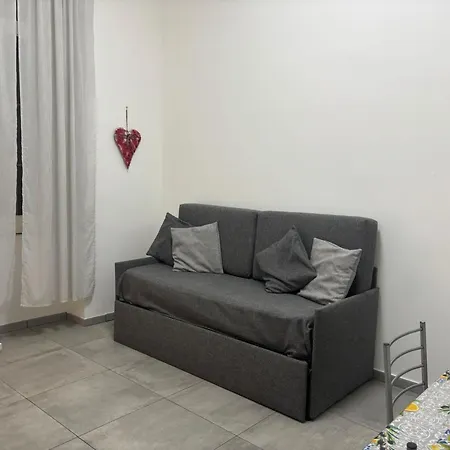 Na' Stanza In Piazza Neapel