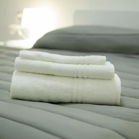 Na' Stanza In Piazza Apartament