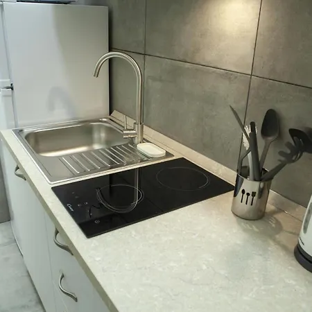 Na' Stanza In Piazza *