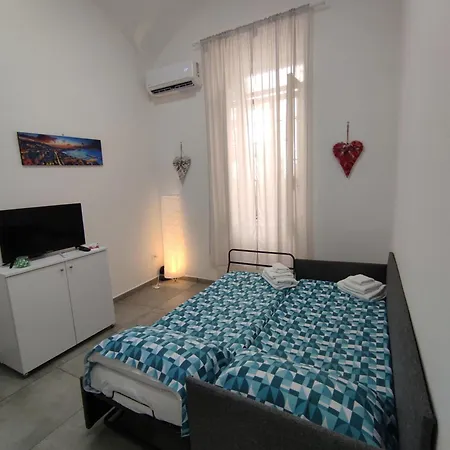 Na' Stanza In Piazza Apartamento