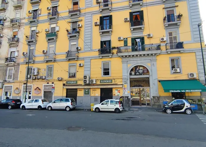 Na' Stanza In Piazza 那不勒斯