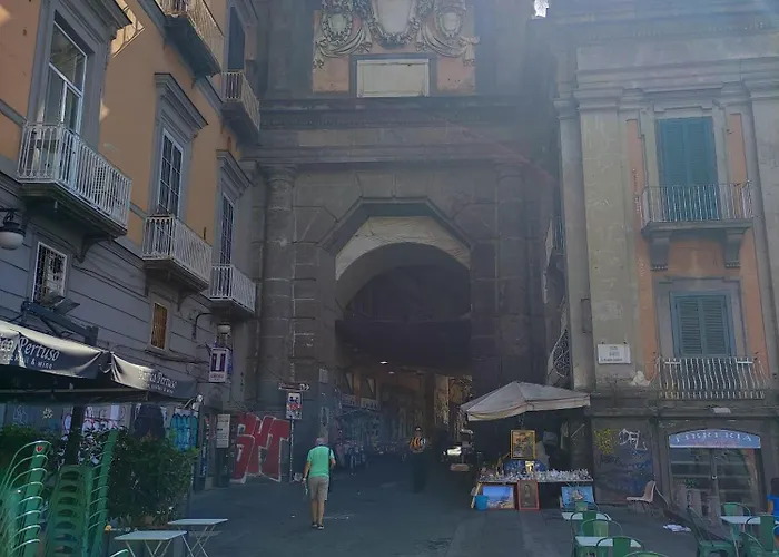 Na' Stanza In Piazza