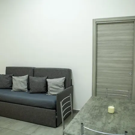 Na' Stanza In Piazza Apartamento Nápoles