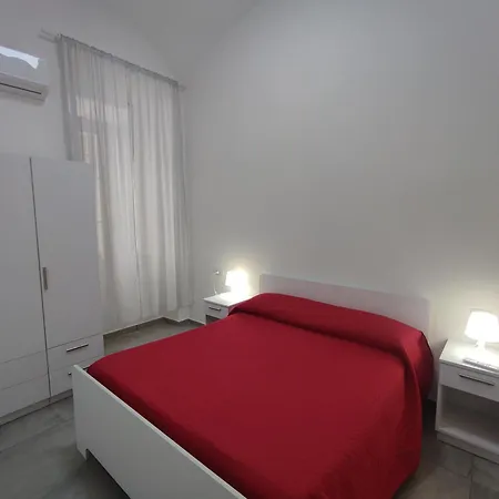Na' Stanza In Piazza Apartamento